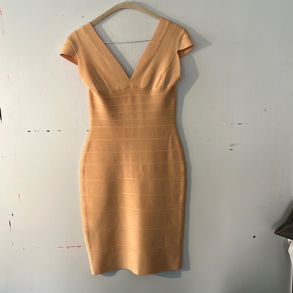 HERVE LAGER size M light orange